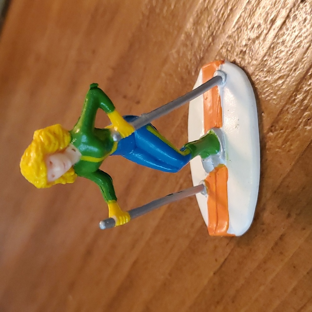 Vintage 1980's Skier Figurine (Tara Toy Company) - Tiny-Teeny Collection